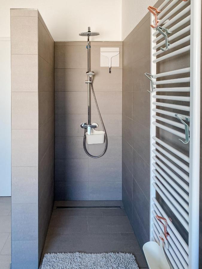 Wunderschoene Helle Wohnung Mit Grosser Dachterrasse กอทท์มาดิงเกน ภายนอก รูปภาพ