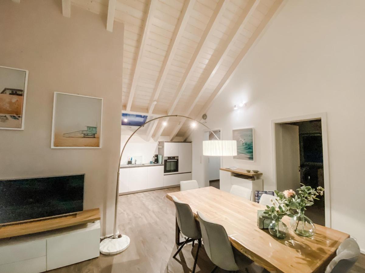 Wunderschoene Helle Wohnung Mit Grosser Dachterrasse กอทท์มาดิงเกน ภายนอก รูปภาพ