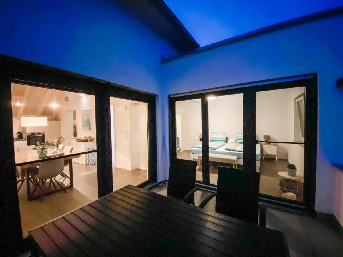 Wunderschoene Helle Wohnung Mit Grosser Dachterrasse กอทท์มาดิงเกน ภายนอก รูปภาพ